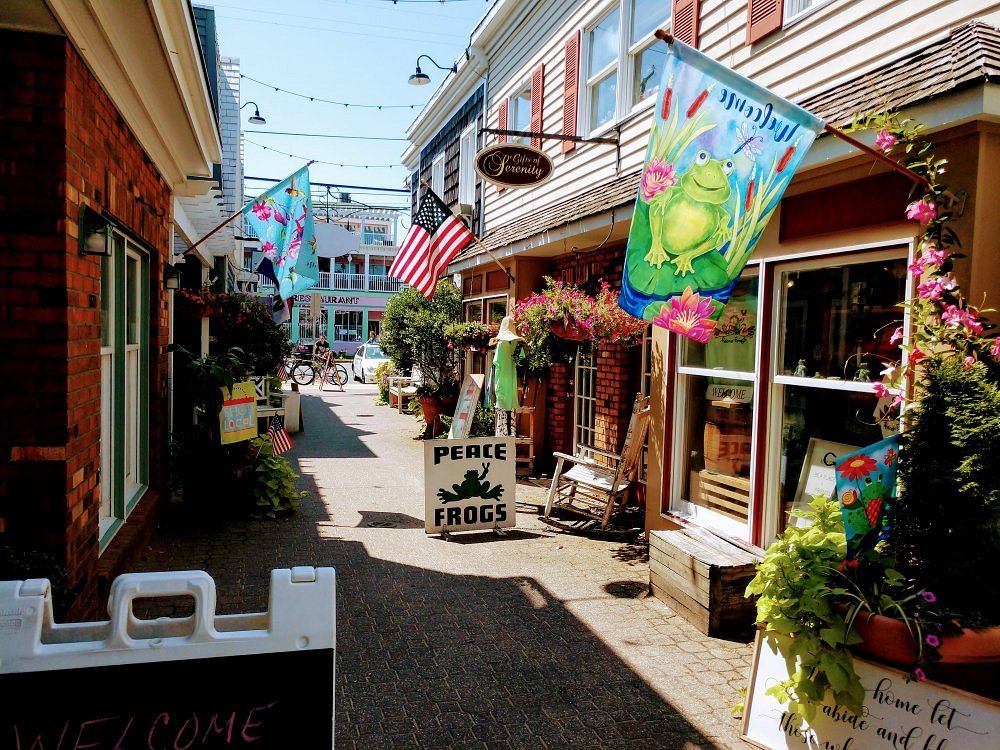 Penny Lane Shopping Mall in Rehoboth Beach, DE. Quaint, charming, and full of good vibes, it's must-visit whenever you aren't on shore. 