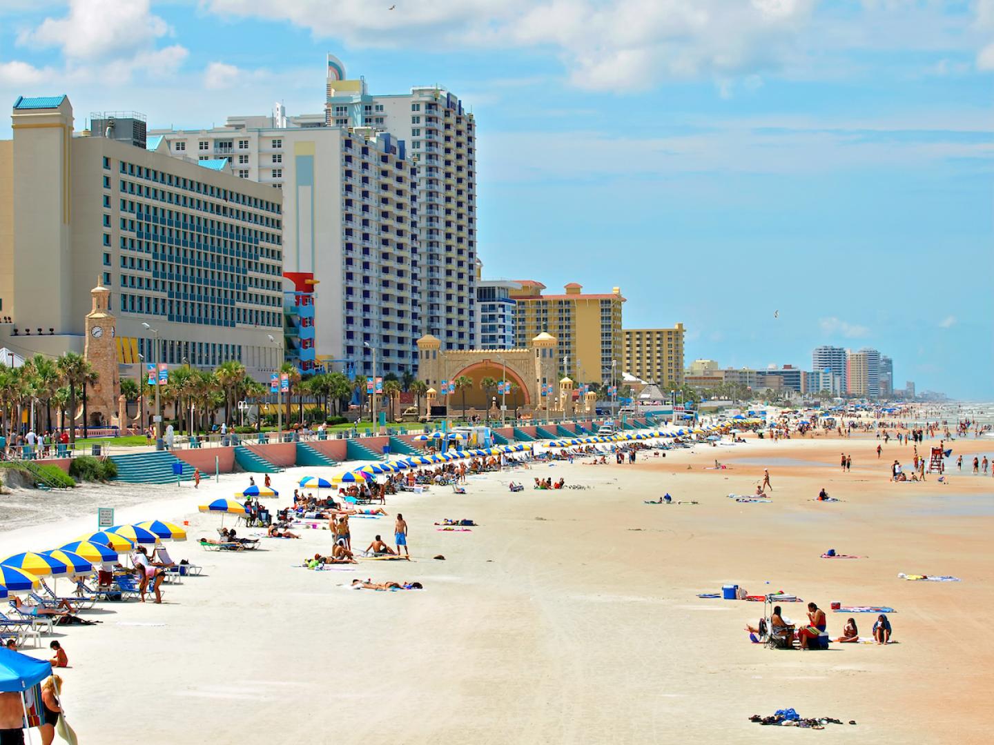 Direct Flights from Wilmington, DE (ILG) to Daytona Beach, FL (DAB)